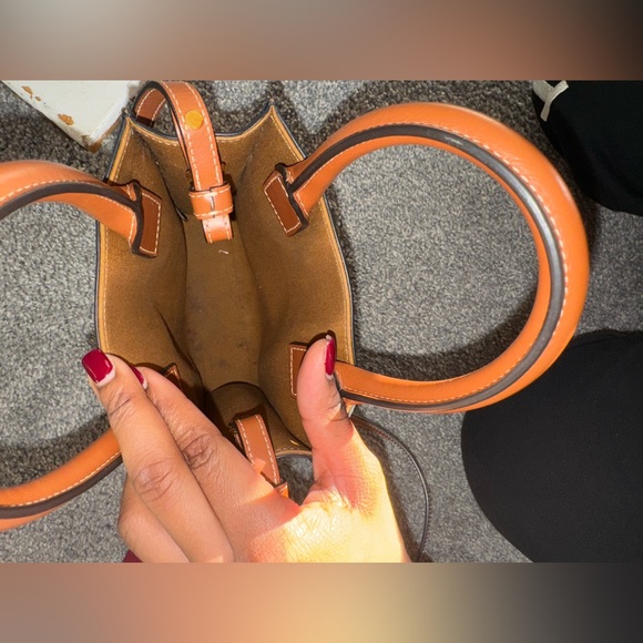 Used & authentic Celine crossbody bag with top handle - mini vertical cabas - Picture 2 of 3